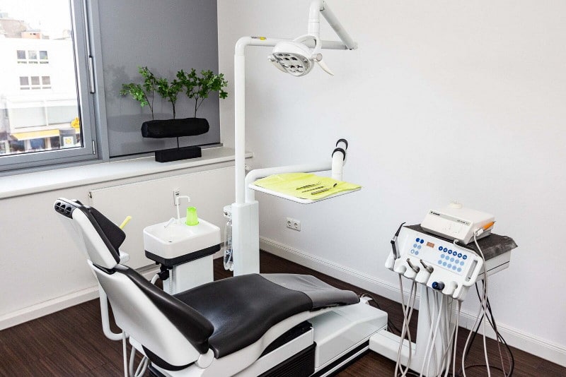 Modernes Behandlungszimmer - Zahnarzt Wattenscheid